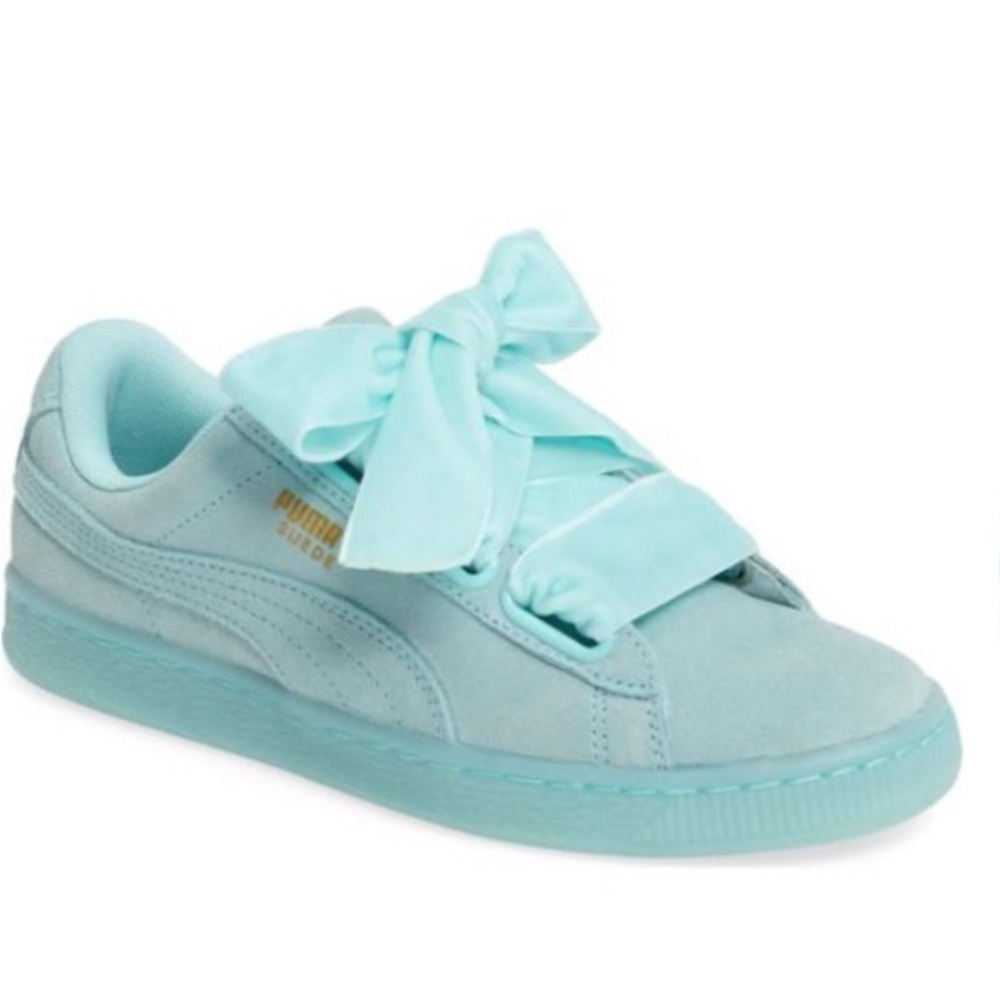 Puma suede heart sneaker